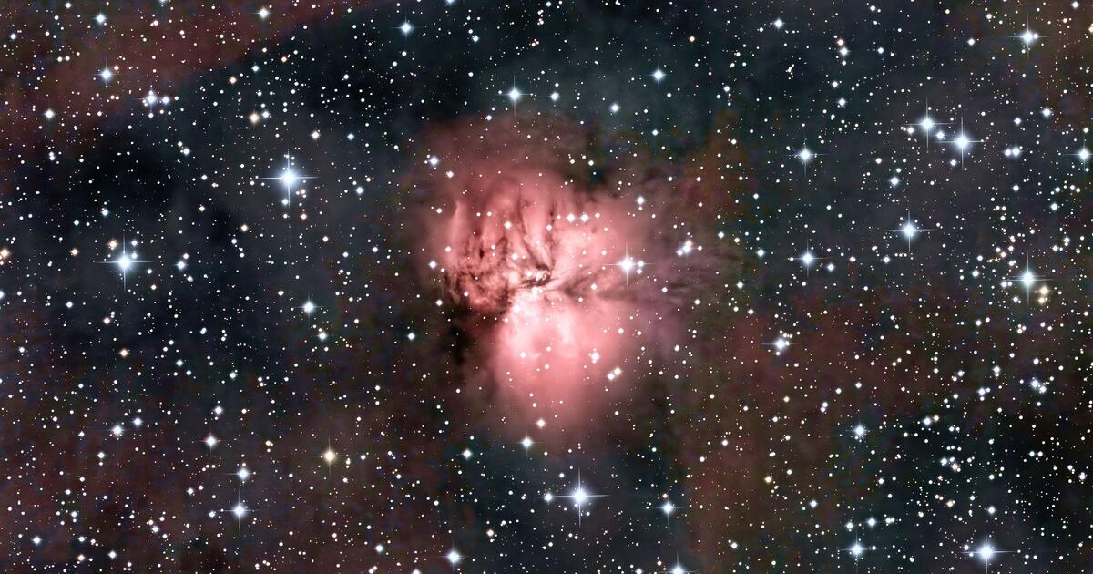 Sh2-294 2022-11-28_int_LRGB.